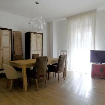 Apartment 77 Bari