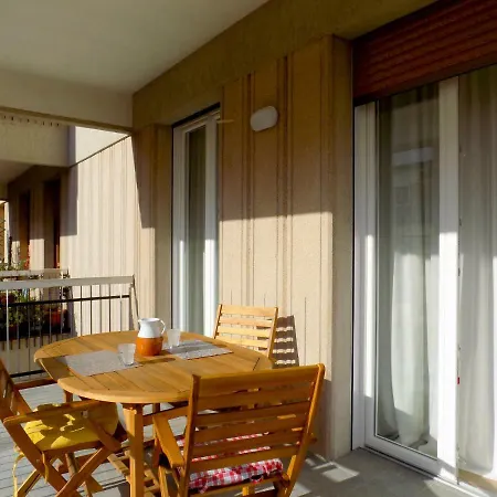 77 Apartment